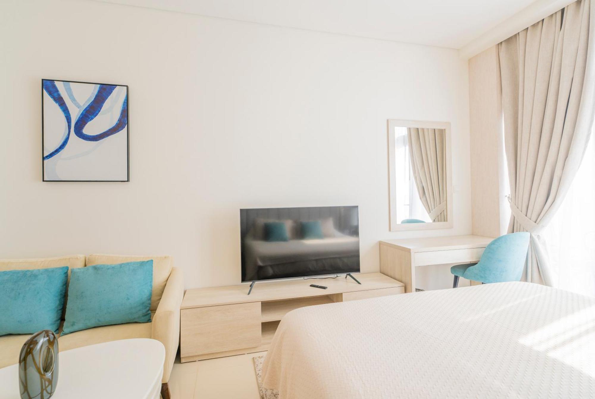 Studio With Pool And Private Beach Access On Palm Jumeirah ดูไบ ภายนอก รูปภาพ