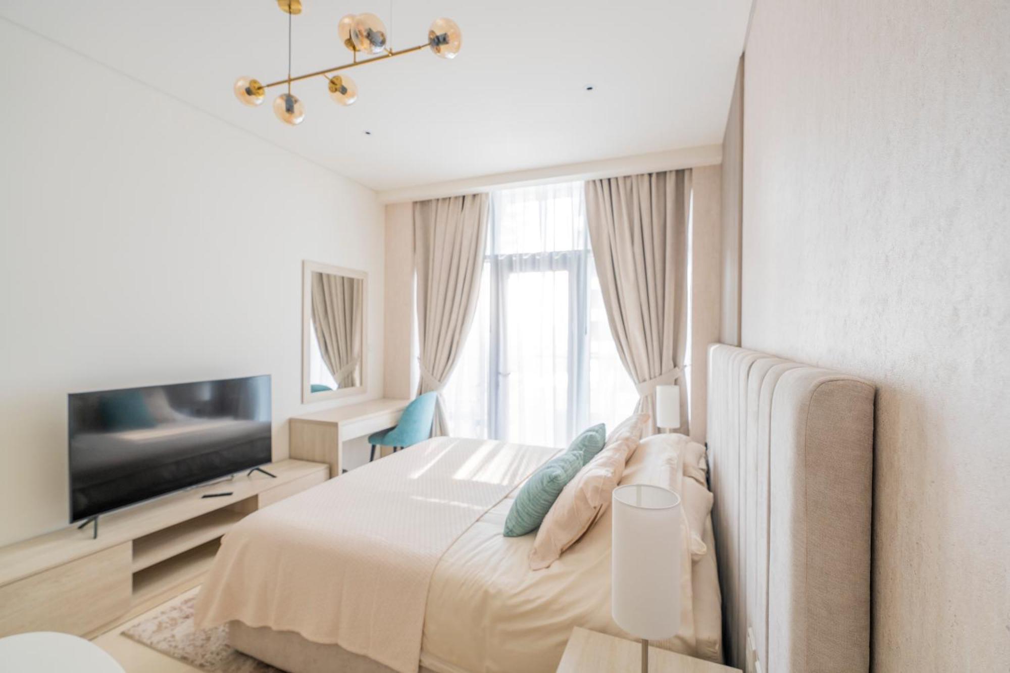 Studio With Pool And Private Beach Access On Palm Jumeirah ดูไบ ภายนอก รูปภาพ