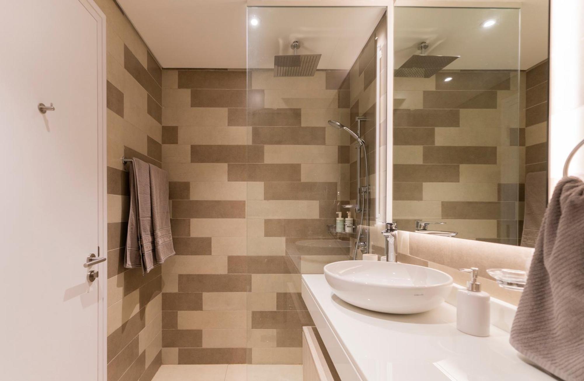 Studio With Pool And Private Beach Access On Palm Jumeirah ดูไบ ภายนอก รูปภาพ