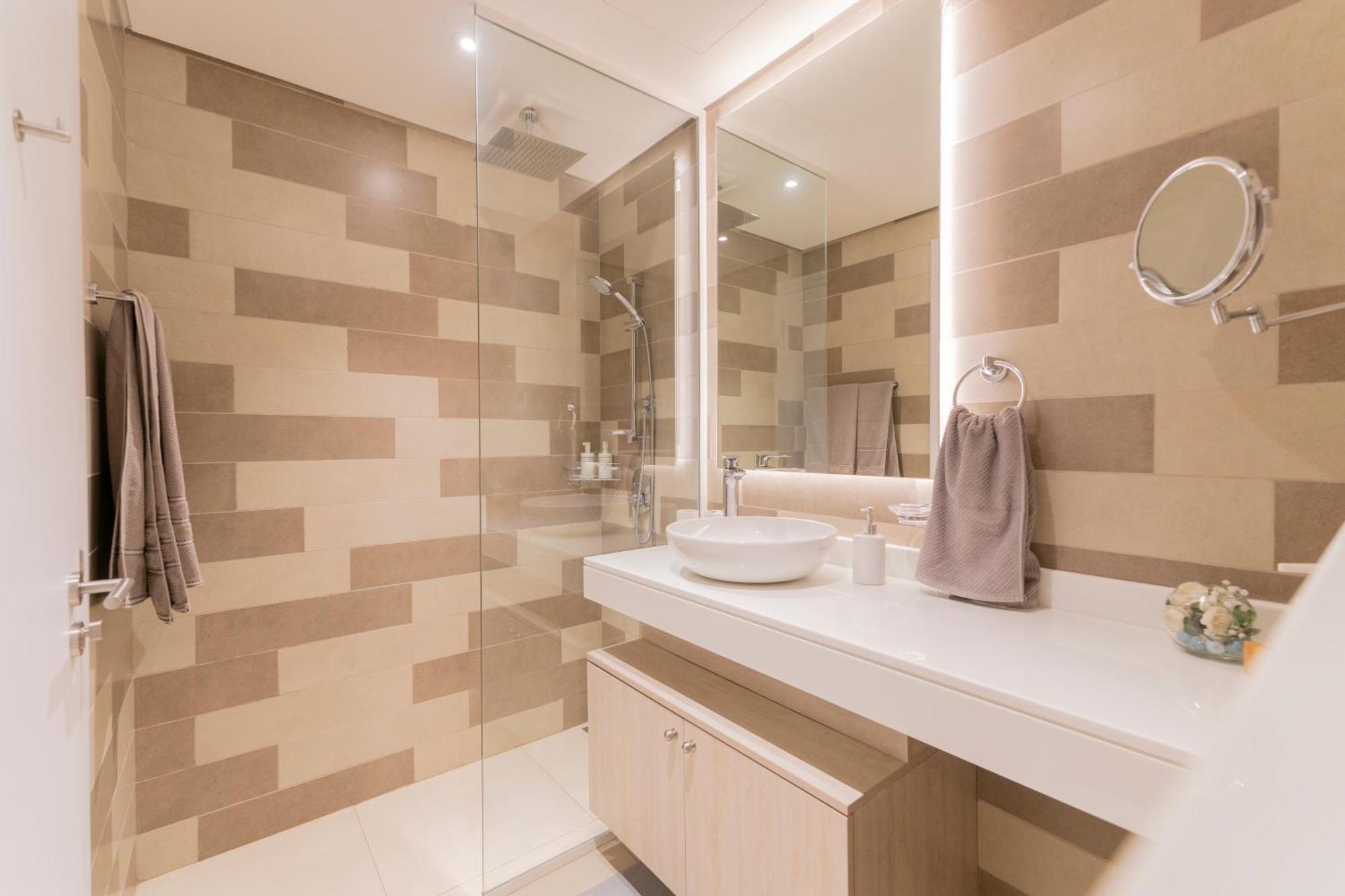 Studio With Pool And Private Beach Access On Palm Jumeirah ดูไบ ภายนอก รูปภาพ